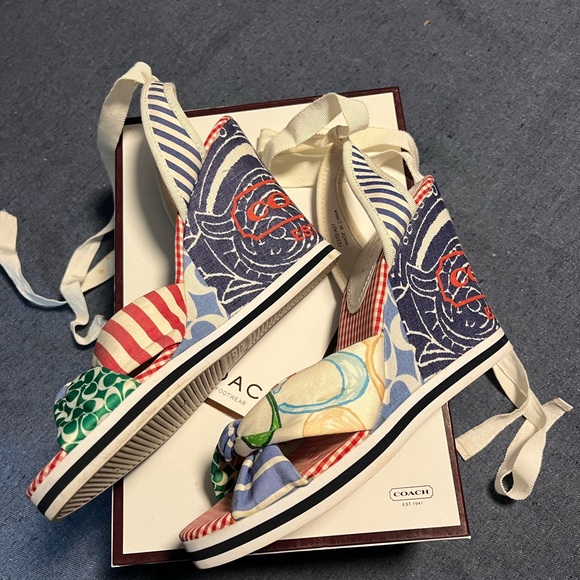 Coach shoe/wedge size 8 - Picture 3 of 4